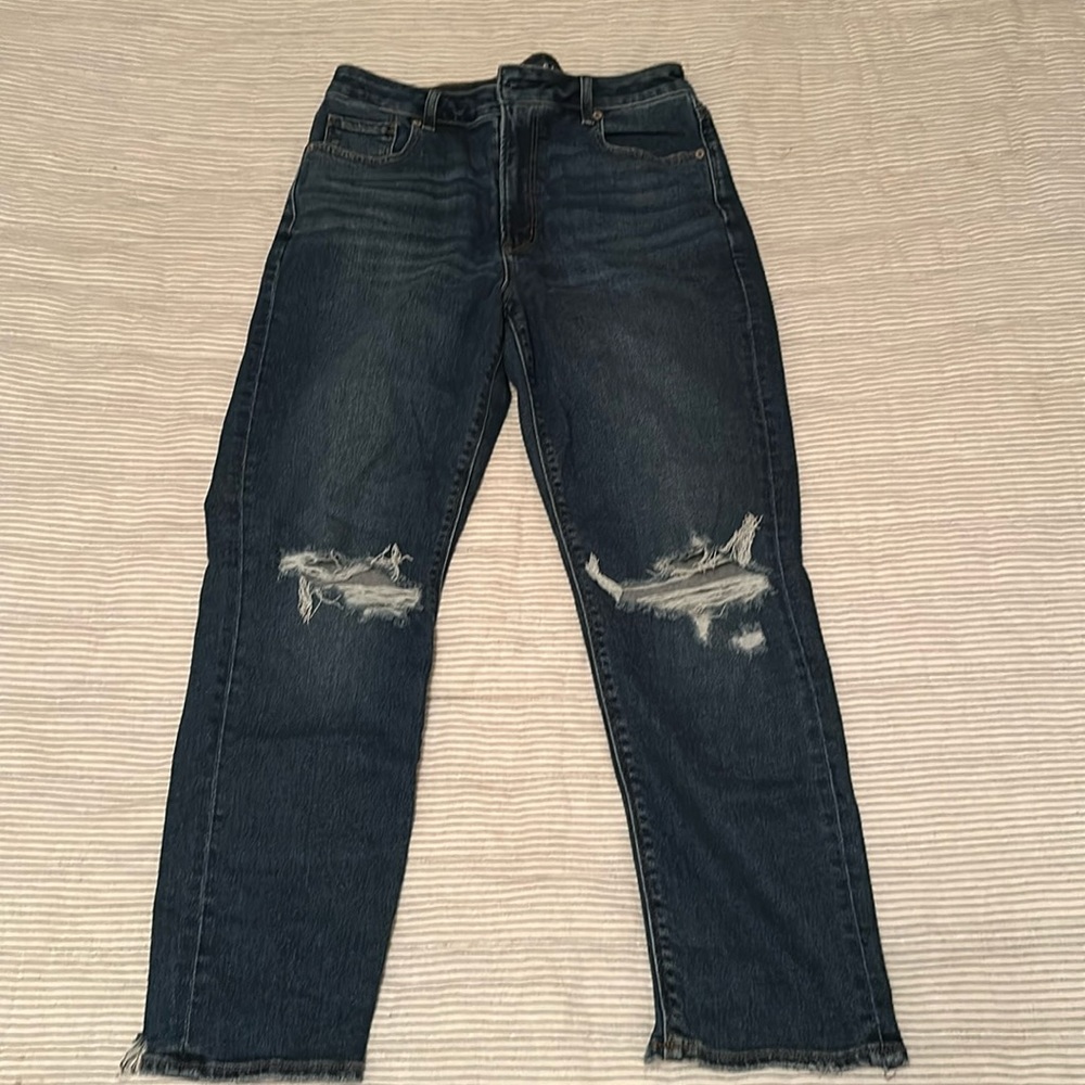American Eagle Mom Jeans